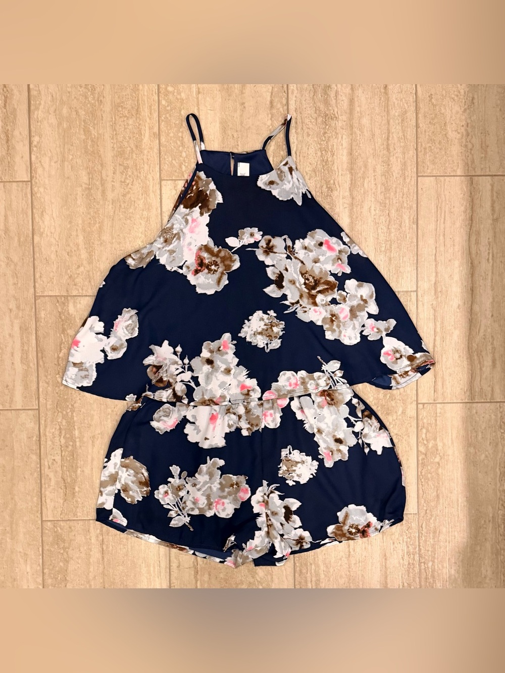 NWOT PeachLove Navy Floral Sleeveless Navy Blue Romper Size Medium